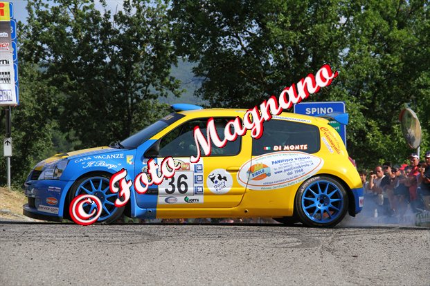 963.jpg